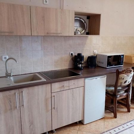 Major Street Apartman Appartement Hajdúszoboszló Buitenkant foto