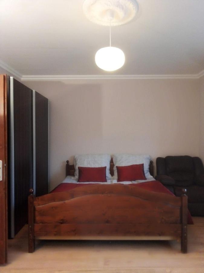 Major Street Apartman Appartement Hajdúszoboszló Buitenkant foto